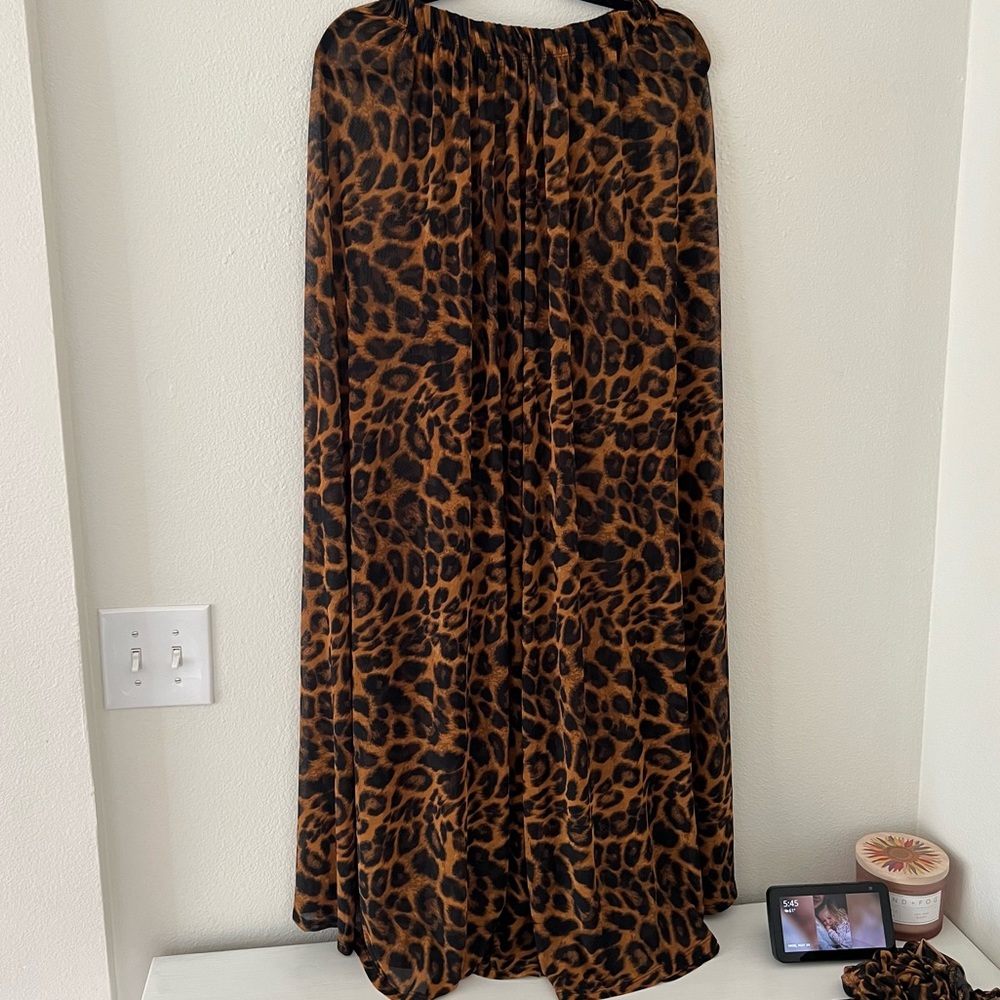 Matching Animal Print Set - Picture 2 of 7